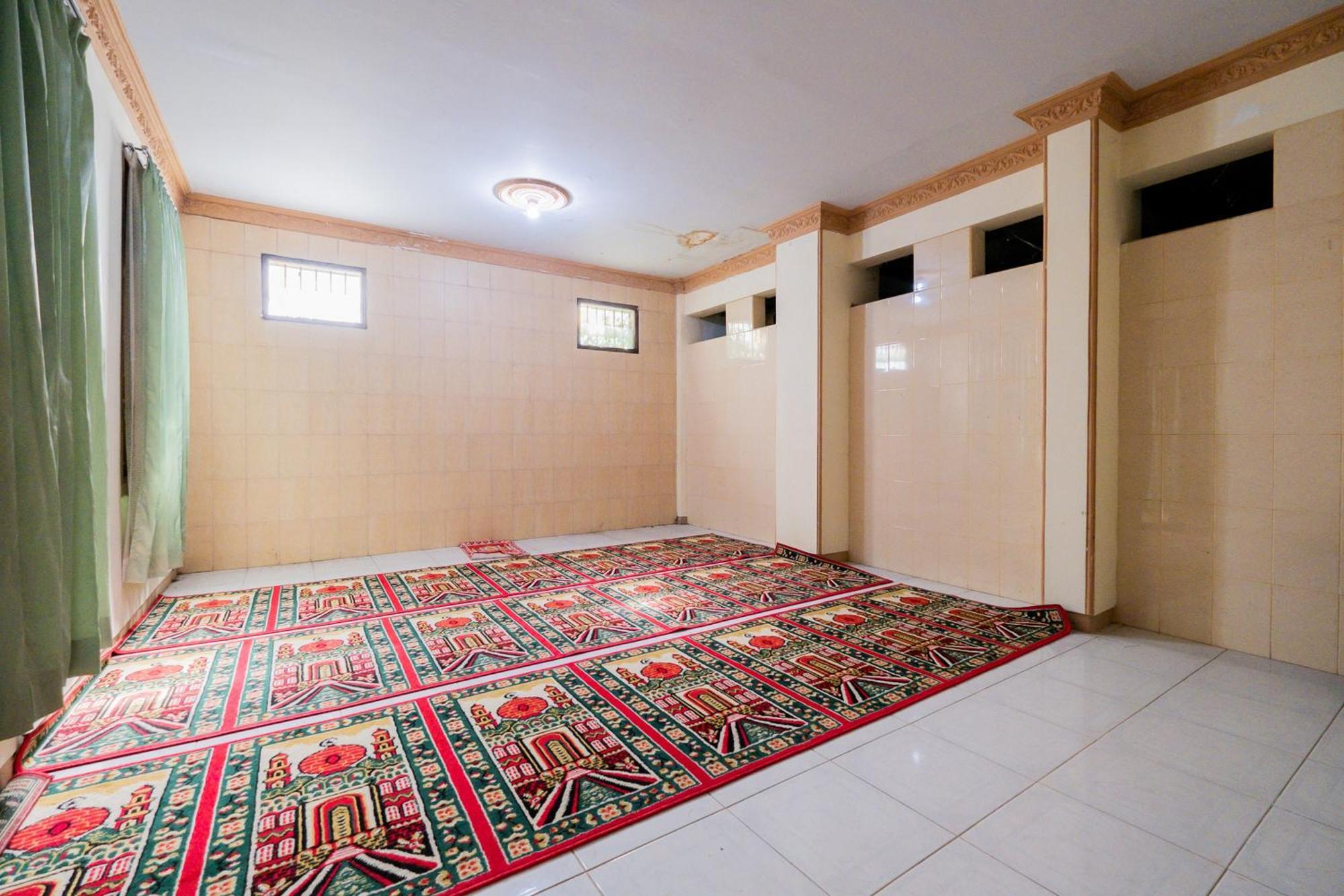Urbanview Hotel Near Jatim Park 1 By Reddoorz Batu  Εξωτερικό φωτογραφία